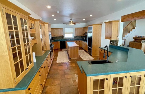 Lakewood Autre | Charming Farm House Retreat!