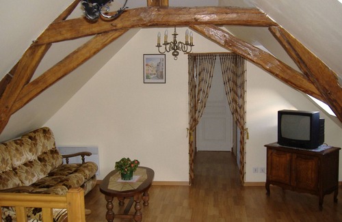 Le Bailleul Cottage | Ancien corps de ferme restauré avec jardin clos, proche A11, 3 chambres, barbecue, calme garanti