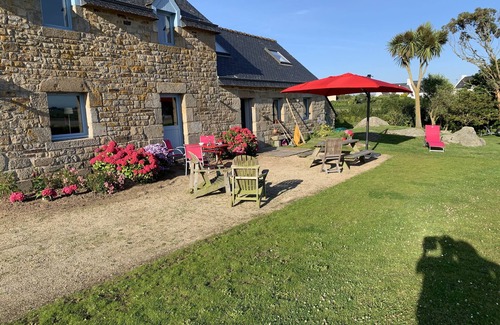 Berven Maison | Charmante longère avec vue exceptionnelle sur la baie du Kernic