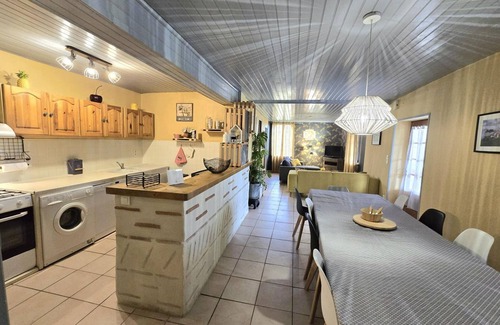 Rampieux Cottage | Maison de charme avec piscine privative et aire de jeux en plein cœur du Périgord