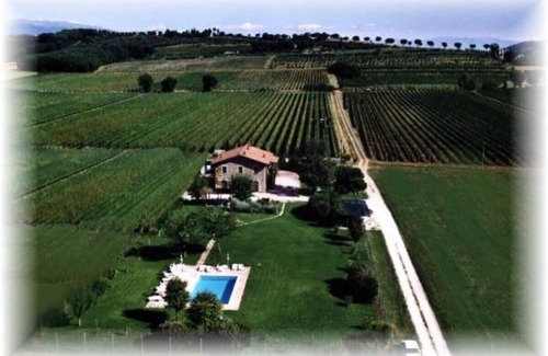Torgiano Appartement | Mas de charme avec piscine à proximité de Assise et Pérouse dans un domaine viticole