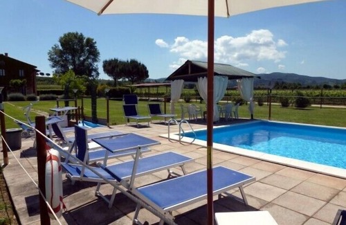Torgiano Appartement | Mas de charme avec piscine à proximité de Assise et Pérouse dans un domaine viticole