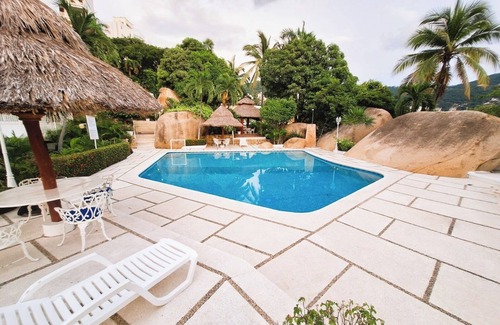 Costa Azul Appartement | Charming first floor 2-bedroom apartment in beautiful Acapulco de Juárez