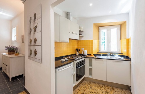 Vernazza Appartement | Charming Flat In Vernazza, Vernazza, Italy
