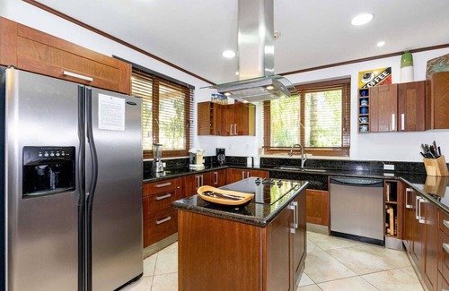 Playa Hermosa Copropriété | Charming Floor Level 3 Bedroom Condo - Beach Front! Sol y Mar 4C