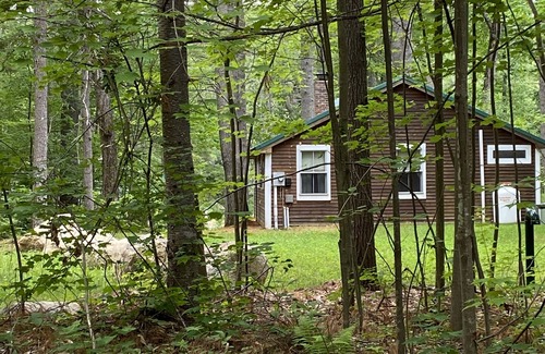 Center Conway Cottage | Charmant, quatre saisons, vue sur la montagne, Lakeview Cottage