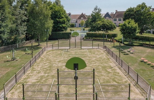 Bailly-Romainvilliers Maison | Charming 2-bedroom townhome in Bailly-Romainvilliers with WiFi, fitness room