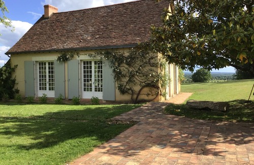 Bazouges-sur-le-Loir Maison | Charmante maison****, confort, calme, vue imprenable, piscine chauffée