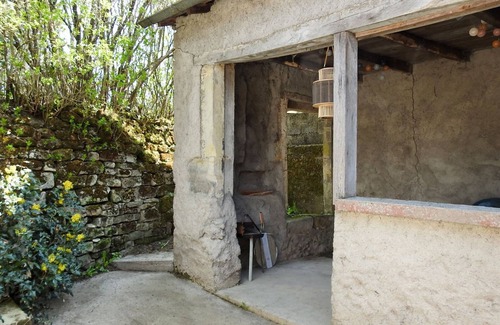 Breuvannes-en-Bassigny Cottage | Gîte de charme avec jardin clos, terrasse couverte et poêle à bois à Breuvannes-en-Bassigny