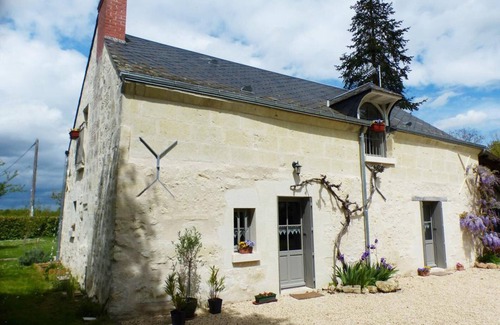 La Chapelle-sur-Loire Cottage | Maison rénovée du XVIe, jardin clos, proche de la Loire et châteaux, tout inclus, équipements complets