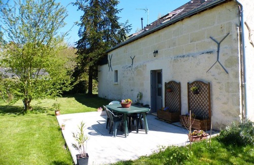 La Chapelle-sur-Loire Cottage | Maison rénovée du XVIe, jardin clos, proche de la Loire et châteaux, tout inclus, équipements complets