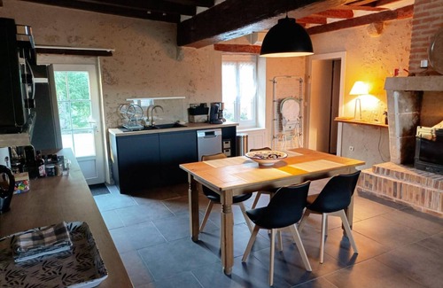 Feings Cottage | Gîte tout confort avec grand jardin, cheminée, clim et WIFI, proche châteaux de la Loire et ZooParc de Beauval