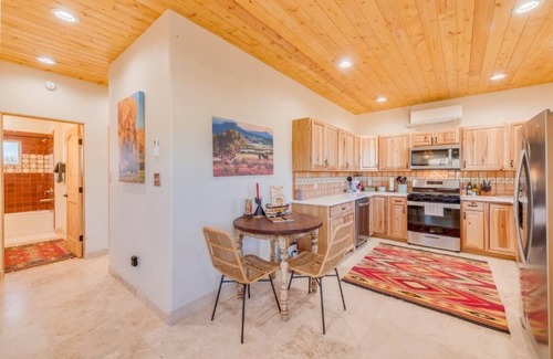 Taos Maison | Charming free standing Casita in Taos, NM
