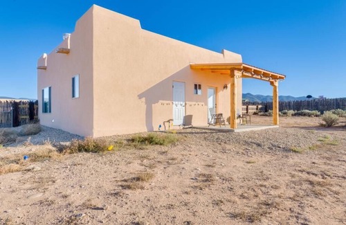 Taos Maison | Charming free standing Casita in Taos, NM