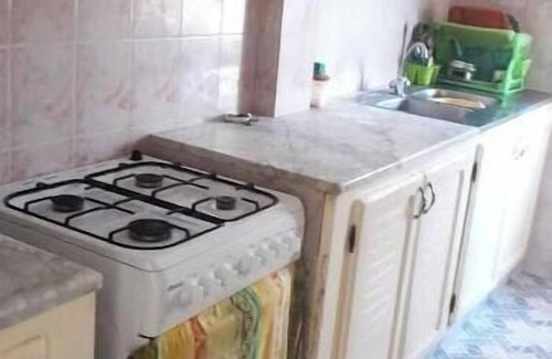Tabarka Villa | Charmante Villa Meublée et climatisée S+2 avec parking privé à Tabarka - ville