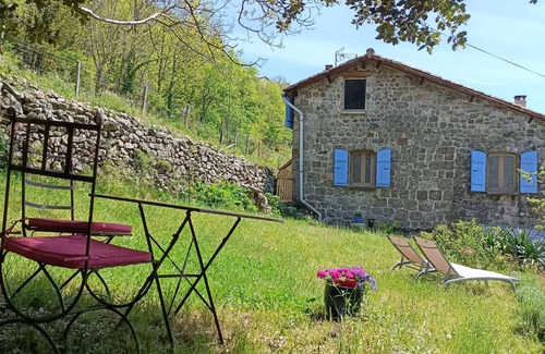 Burzet Appartement | Charmant gîte studio en Ardèche verte