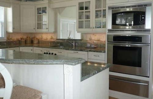 Hull Maison | ENCHANTING COTTAGE 6 CHAMBRES SUR LA MER