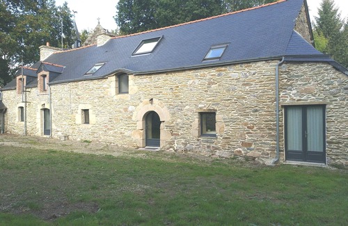 Le Quillio Maison | Gîte de Charme entre 2 Lacs en Centre Bretagne, à 40 kms des premières plages