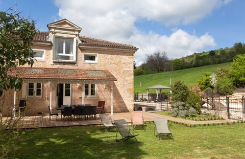 Courmangoux Cottage | GITE DE CHARME DANS L'AIN A LA CAMPAGNE A 1 H DE LYON ET 1H30 DE GENEVE