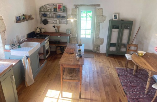 Queyssac Maison | Charming gîte in the Dordogne in the outbuildings of a 17th-century manor house