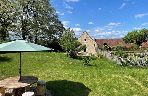 Queyssac Maison | Charming gîte in the Dordogne in the outbuildings of a 17th-century manor house