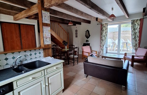 Saint-Grave Cottage | gite de charme près de Rochefort en terre, 2 étoiles, avec piscine couverte