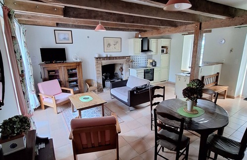 Saint-Grave Cottage | gite de charme près de Rochefort en terre, 2 étoiles, avec piscine couverte