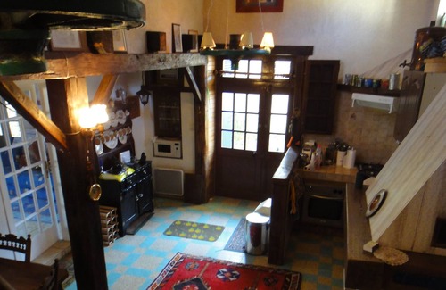 Moussac Maison | Gîte de charme près de la rivière Vienne et des installations de kayak