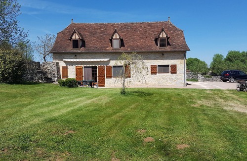 Espedaillac Maison | Gîte de charme avec piscine située dans le Parc naturel des Causses du Quercy.