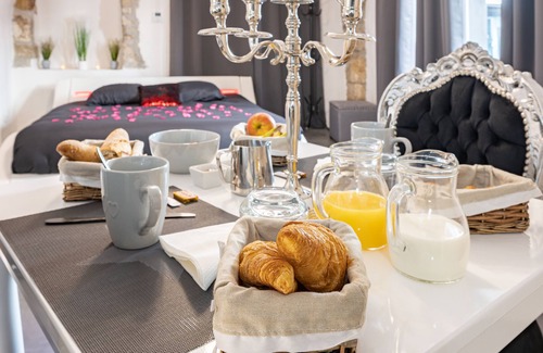 La Calmette Lit Et Petit-Déjeuner | Gite de charme avec spa en amoureux