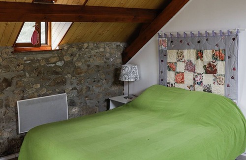 Sengouagnet Maison | Gite de charme tout confort prêt station du Mourtis, WIFI, Cheminée