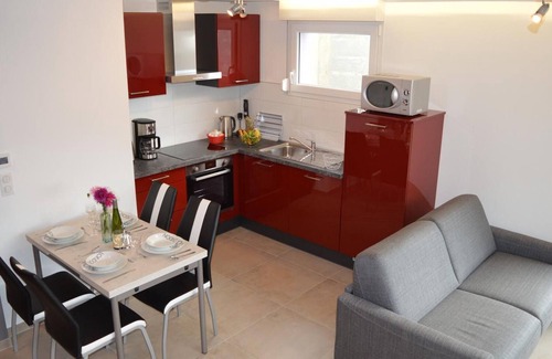 Altkirch Cottage | Gîte familial tout confort à Altkirch - Terrasse, jardin, parking, proche pistes cyclables et randos