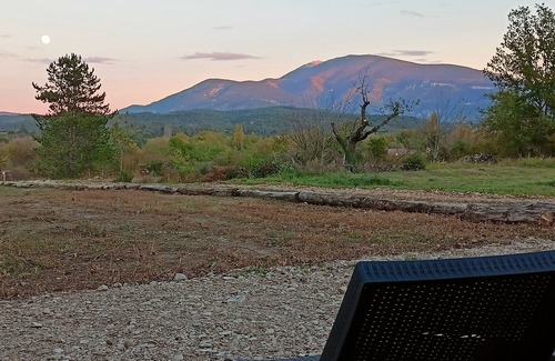 Crestet Cottage | Gîte de charme avec jacuzzi face au Mont Ventoux