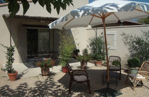 Eygalieres Cottage | GITE DE CHARME AVEC PISCINE AU PIED DES ALPIILES A EYGALIERES