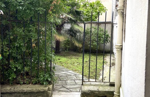 12th Arrondissement Appartement | Charming Golden Gate studio