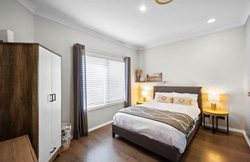 Gold Coast Maison | Charming Group Getaway - 9 Mins To Burleigh Beach
