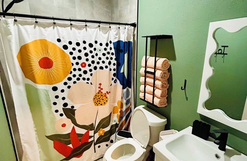 Porter Maison | Charming Guest Home