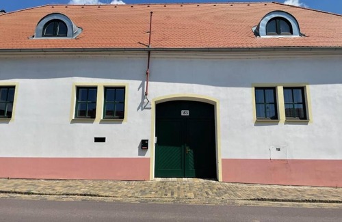 Satov Appartement | Charming guest house in Satov II