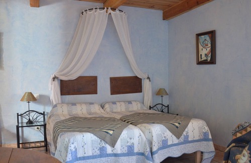 Prunete Hôtel | Chambres d'hôte de charme proche de la mer et de la montagne. cHAMBRE 1
