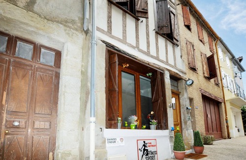 Montreal Maison | Charming half-timbered village house in a small and historically very interesting village.