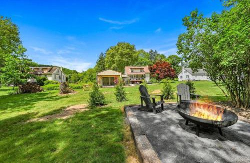 Cumbola Appartement | Charming Hammock by the River