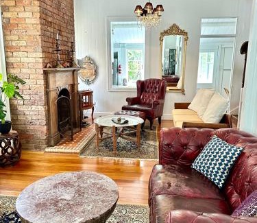 Woolloongabba Maison | Charming heritage house in the heart of the city