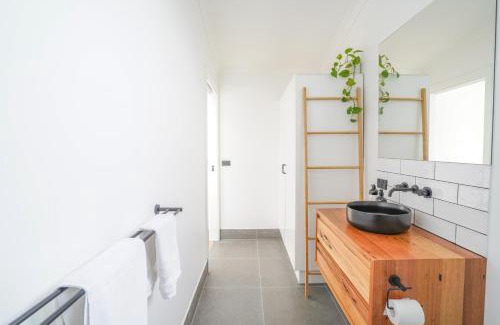 Highton Maison | Charming Highton Hideaway between CBD and Surf Coast