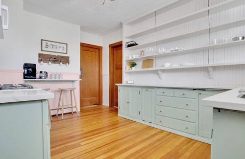 Crown Point Maison | Charming Historic Home in Downtown Crown Point
