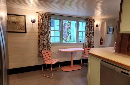 Thomasville Maison | Charming Historic Home within Walking Distance to Downtown