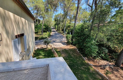 Montferrier-sur-Lez Maison | Maison de charme avec piscine, jardin et vue magnifique sur le Pic St Loup