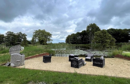 Ockholm Appartement | Charming Holiday Apartment Hauke-Haien in Tranquil Ockholm