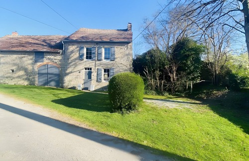 Saint-Domet Maison | Charming Holiday Home 'La Vie Verte'