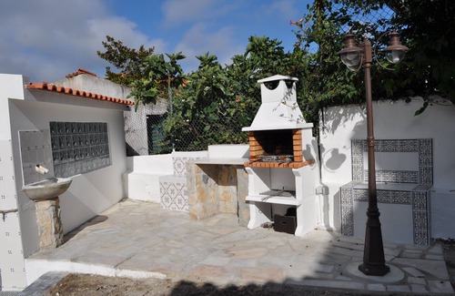 Banzao Maison | Charmante maison de vacances, à 3 km de la plage, à 5 minutes à pied du supermarché, du café, de la boulangerie