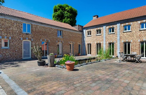 Geetbets Maison | Charming Holiday Home in Geetbets with Terrace